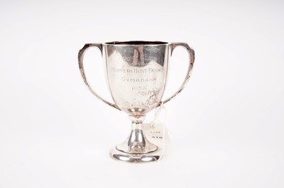 Lot 478 - A 1930s Pony Club Morpeth Hunt trophy cup