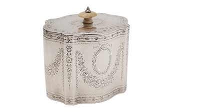 Lot 336 - A George III tea caddy