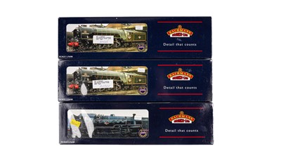 Lot 712 - Bachmann 00-gauge locomotives