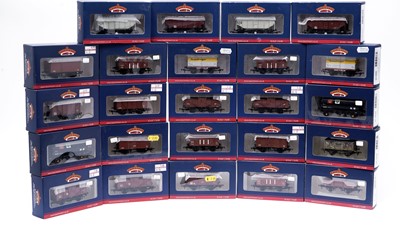 Lot 719 - Bachmann 00-gauge rolling stock