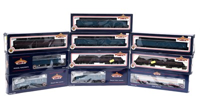 Lot 729 - Bachmann 00-gauge rolling stock