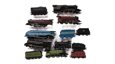 Lot 780 - A selection of 00-gauge steam locomotives