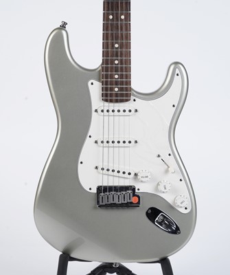 Lot 402 - 1997 Fender USA Standard Stratocaster