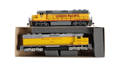Lot 506 - A Bachmann 'Union Pacific' 12-wheel model train and another similar