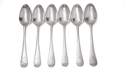 Lot 662 - A set of six George III fancy back teaspoons