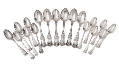 Lot 406 - Three sets of six teaspoons