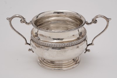 Lot 168 - A George V silver teapot; and other items