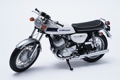 Lot 897 - Minichamps Kawasaki H1 Mach III