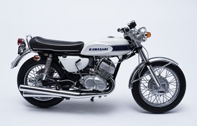 Lot 897 - Minichamps Kawasaki H1 Mach III