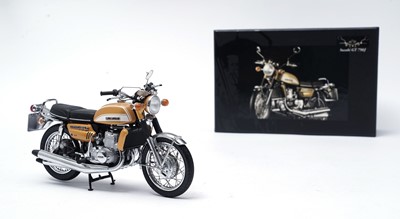 Lot 901 - Minichamps Suzuki GT 750J
