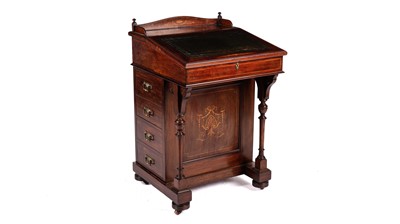 Lot 987 - An Edwardian inlaid mahogany Davenport