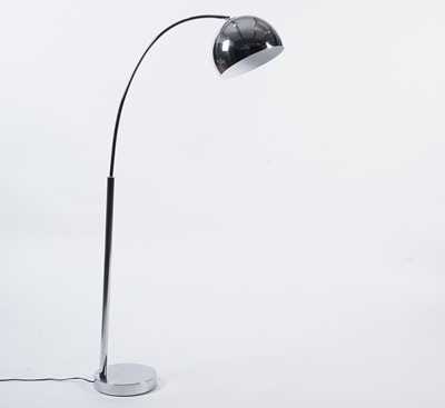 Lot 891 - Chrome effect floor lamp