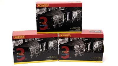 Lot 522 - Three sets of Hornby 00-gauge freight rolling stock weathered, boxed and in cardboard slip