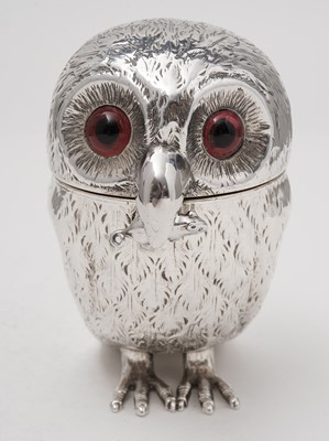 Lot 222 - A Victorian novelty mustard pot in the form of an owl with a matching spoon