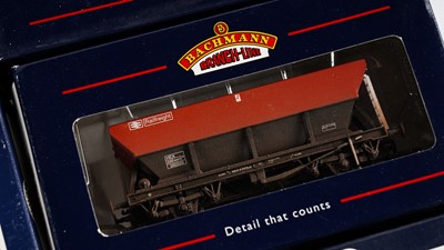 Lot 531 - Bachmann 00 gauge rolling stock