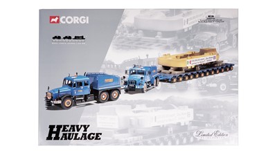 Lot 928 - Corgi diecast model vehicle set