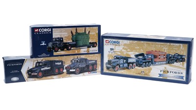 Lot 935 - Corgi model vehicle sets