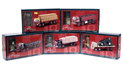 Lot 942 - Corgi diecast model and clock sets