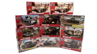 Lot 833 - Airfix military plastic model construction kits