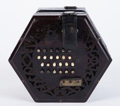 Lot 317 - 48 Button English system concertina