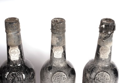 Lot 210 - Six bottles of Delaforce Vintage Port 1977