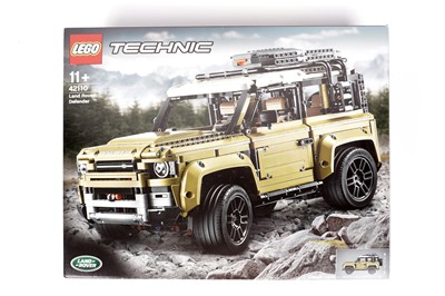 Lot 1011 - LEGO Technic Land Rover Defender, 42110, boxed