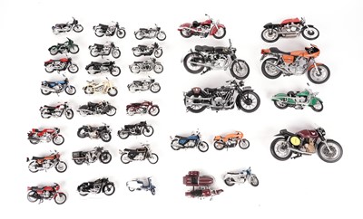 Lot 1006 - A collection of collectors model motorcycles