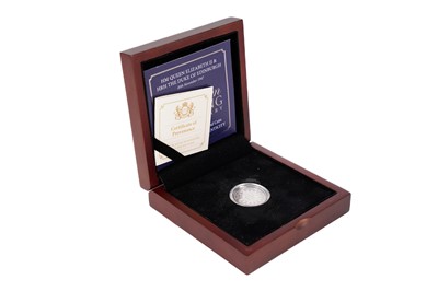 Lot 160 - A Queen Elizabeth II Platinum Wedding Anniversary £1 pound proof coin