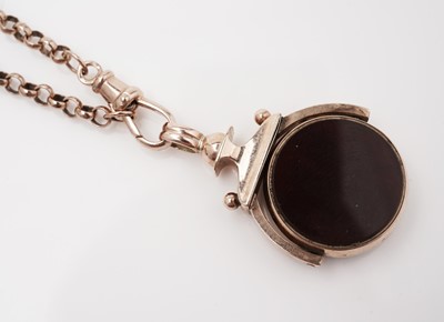 Lot 443 - An Edwardian 9ct gold swivel fob on chain