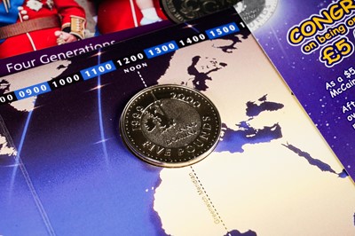 Lot 176 - The Royal Mint collectors coins