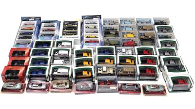 Lot 890 - A selection of 1:76 scale model vehicles