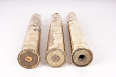 Lot 21 - A WWII brass shell case