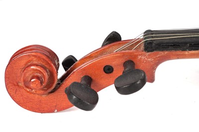 Lot 10 - A children's violin and bow