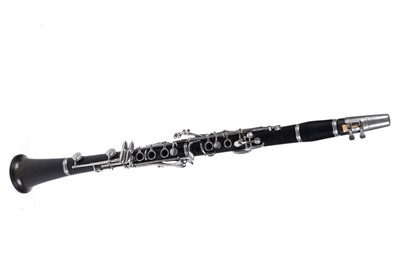 Lot 326 - A Boosey and Hawkes '77' clarinet