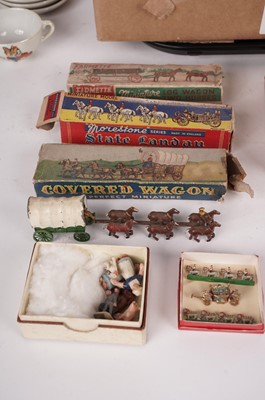 Lot 140 - A selection of vintage toys and models