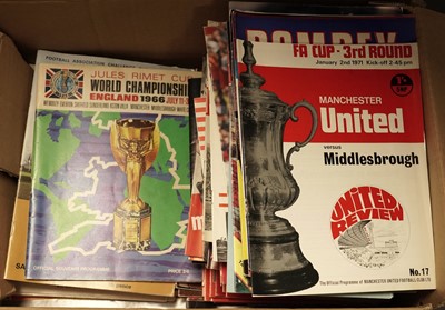 Lot 563 - A collection of Sunderland and other football programmes