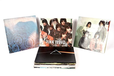 Lot 633 - A fantastic collection of sixteen Pink Floyd LPs