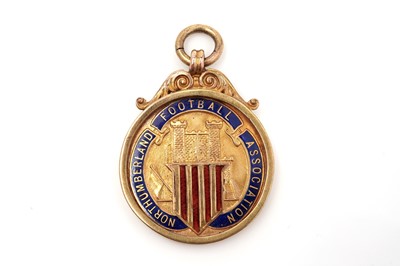 Lot 444 - A 9ct yellow gold and enamel fob medal