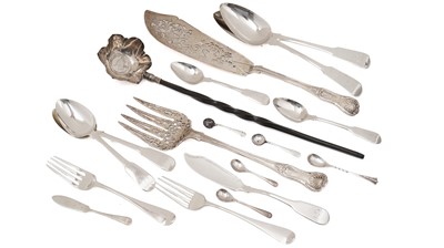 Lot 392 - Silver flatware and cutlery