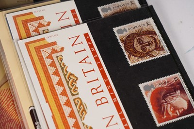 Lot 80 - A collection of Royal Mail presentation packs