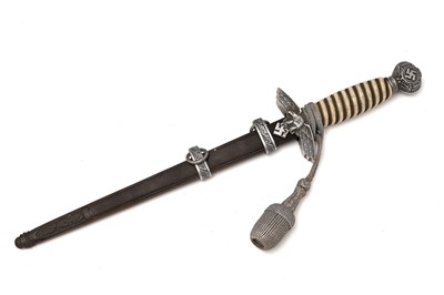 Lot 858 - A Second World War German Luftwaffe dress dagger