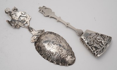 Lot 488 - A silver porringer, by Charles Stewart Harris and Dutch silver