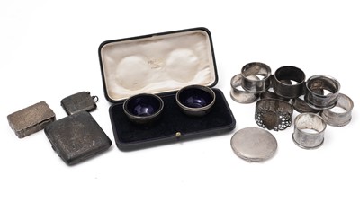 Lot 521 - Miscellaneous small silver items