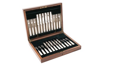 Lot 429 - A George VI cased set of twelve pairs of dessert/fruit knives and forks