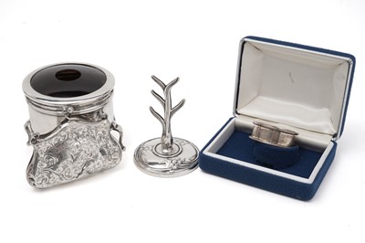 Lot 510 - Small silver items