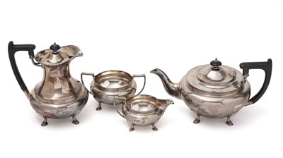 Lot 309 - A George V four piece tea set