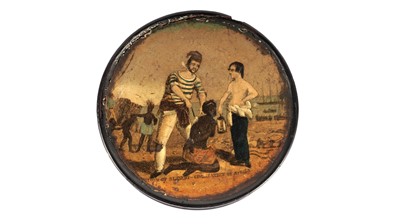 Lot 464 - An abolitionist papier-mache snuff box