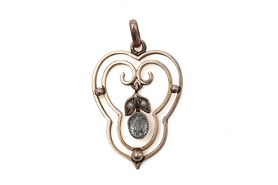 Lot 416 - An Edwardian aquamarine and seed pearl pendant