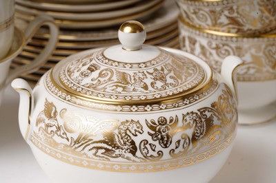 Lot 309 - A Wedgwood ‘Gold Florentine’ tea and dinner service