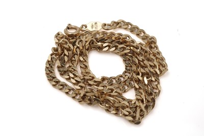 Lot 553 - An 18ct yellow gold curb link chain necklace